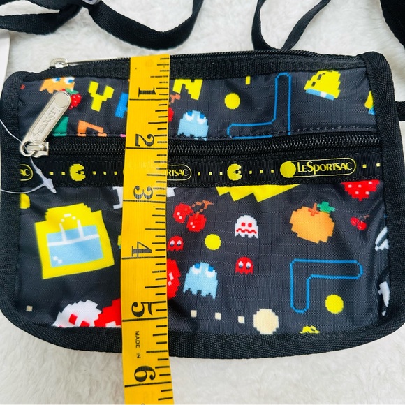 Pac-Man Lesport Sac Crossbody Bag - Picture 7 of 9